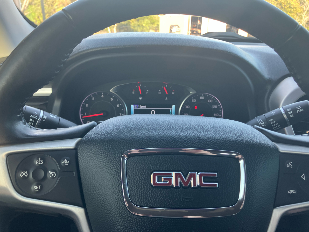GMC Acadia SLT-2 FWD 2019