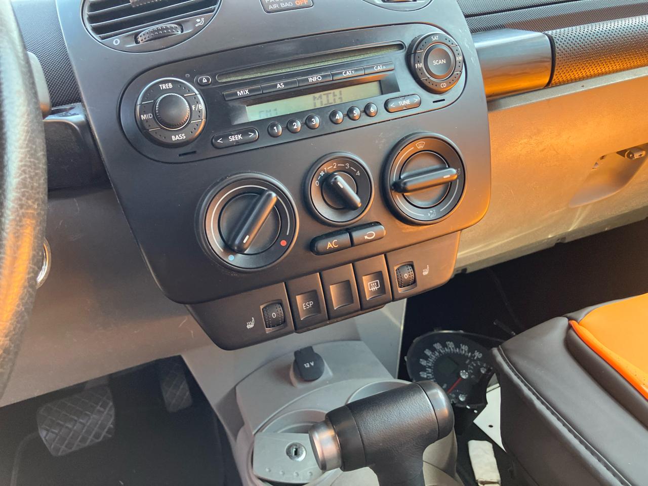 Volkswagen New Beetle GLS 1.8L Convertible 2005