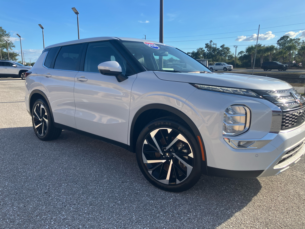 Mitsubishi Outlander SE 2WD 2024