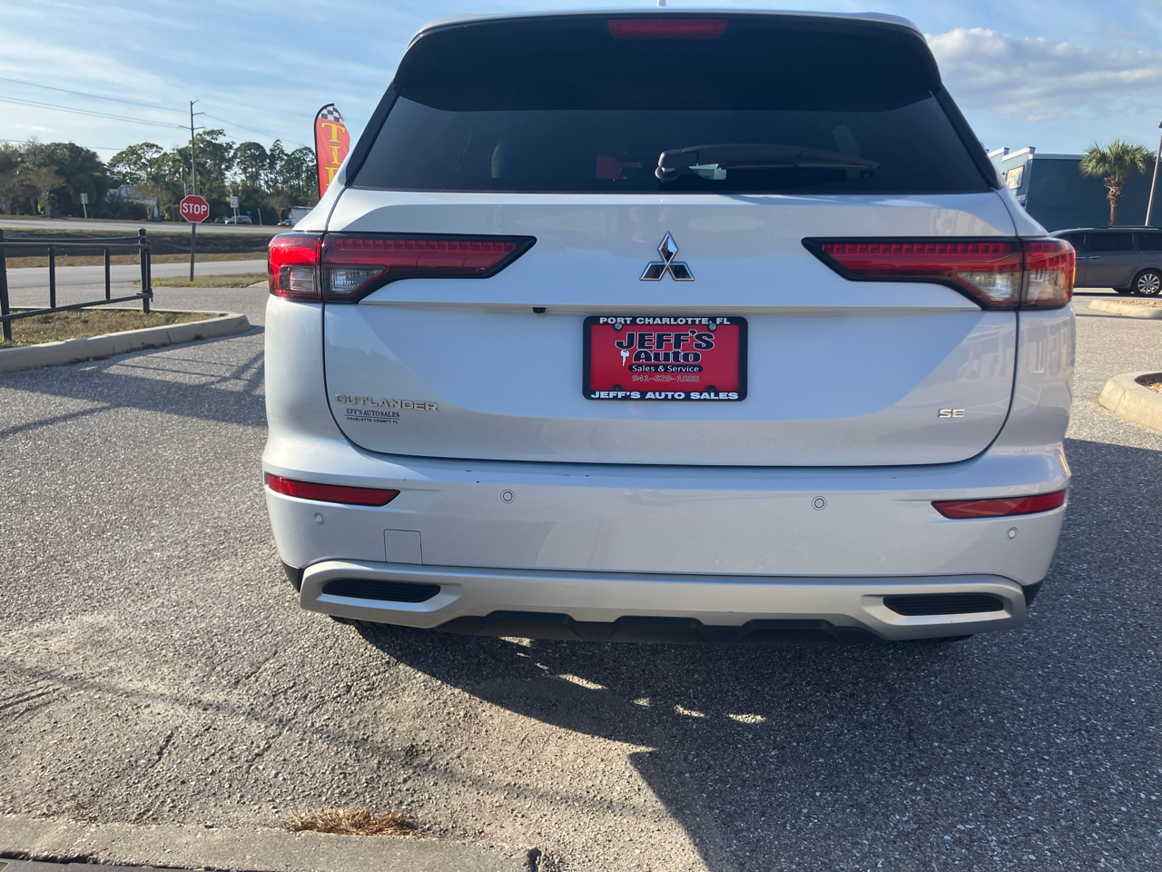 Mitsubishi Outlander SE 2WD 2024