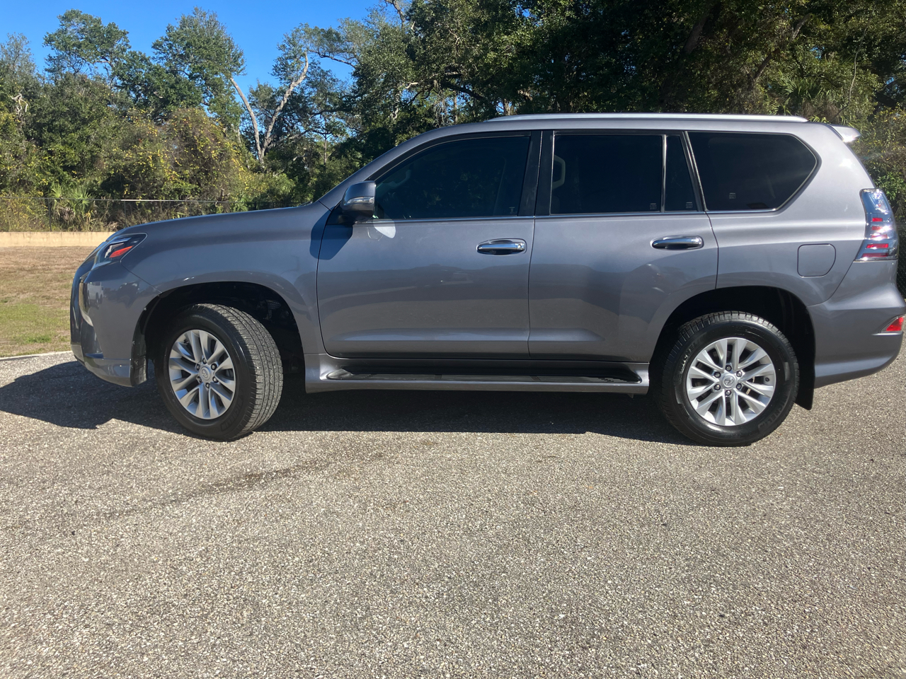 Lexus GX 460 Base 2021