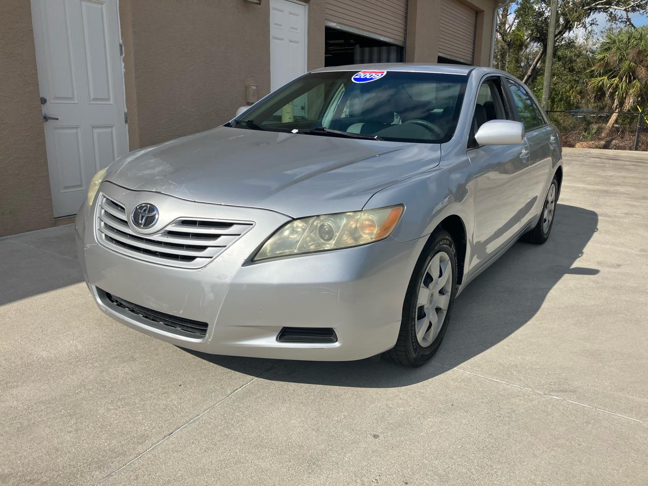 Toyota Camry SE 5-Spd AT 2009
