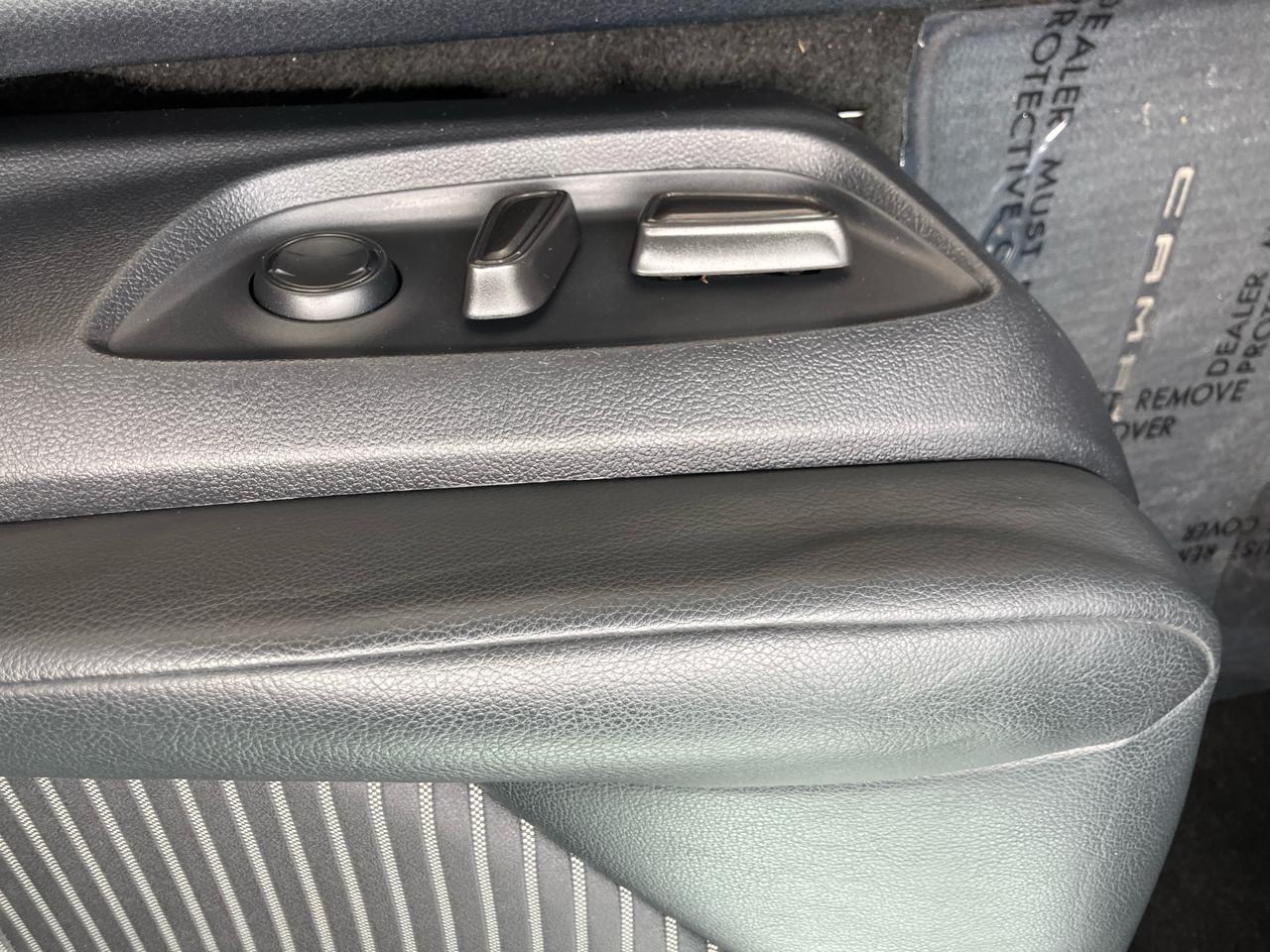 Toyota Camry SE 2024