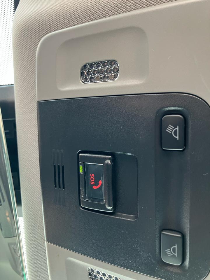 Toyota Camry SE 2024