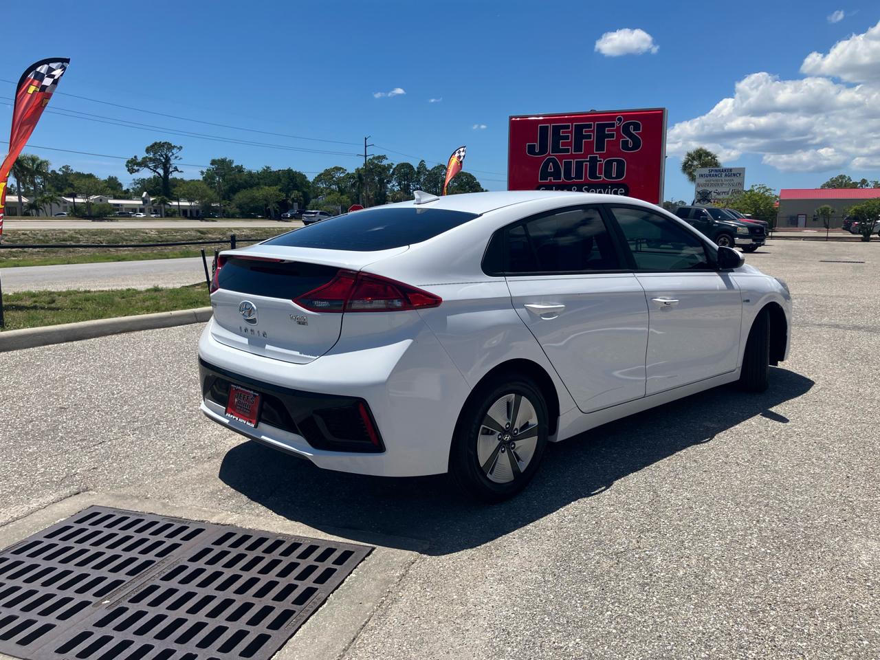 Hyundai Ioniq Hybrid Blue 2019