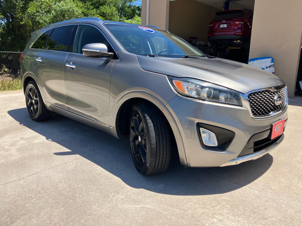 Kia Sorento SX V6 2WD 2016