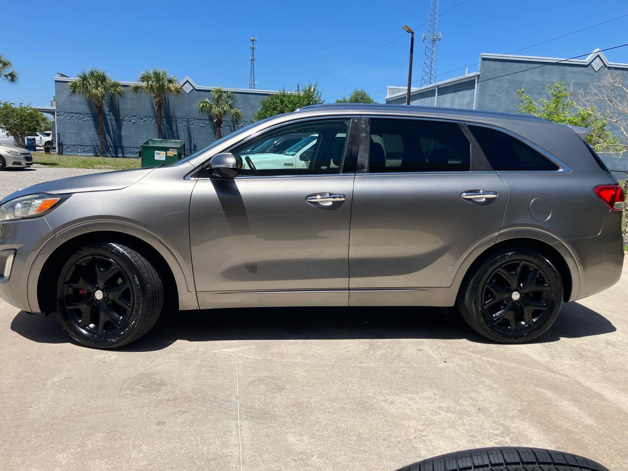 Kia Sorento SX V6 2WD 2016