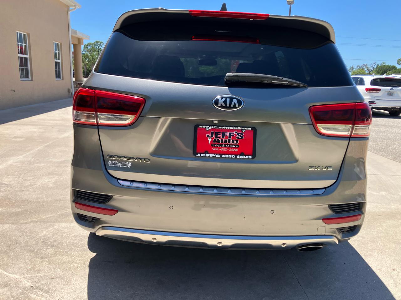 Kia Sorento SX V6 2WD 2016