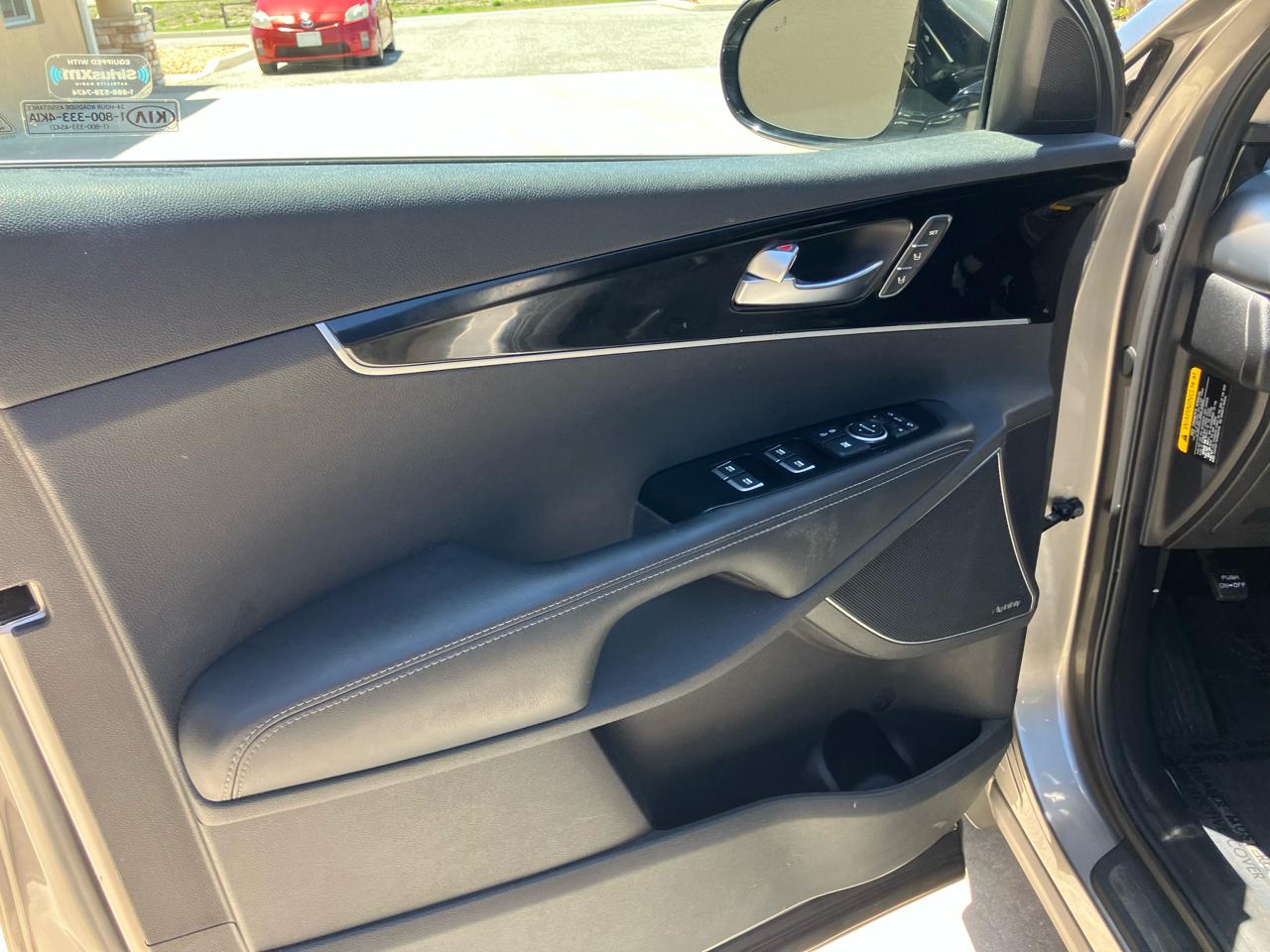 Kia Sorento SX V6 2WD 2016