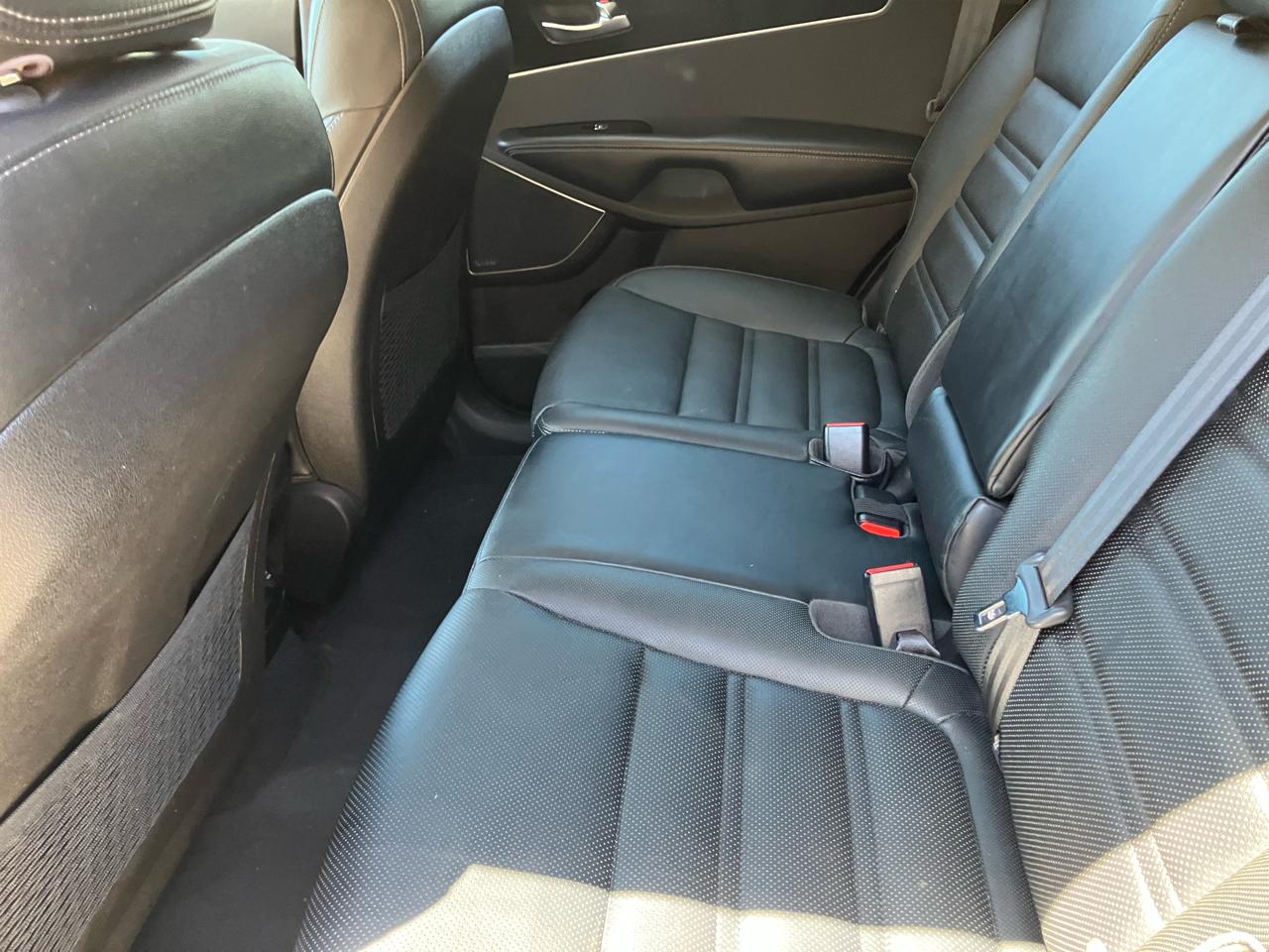 Kia Sorento SX V6 2WD 2016