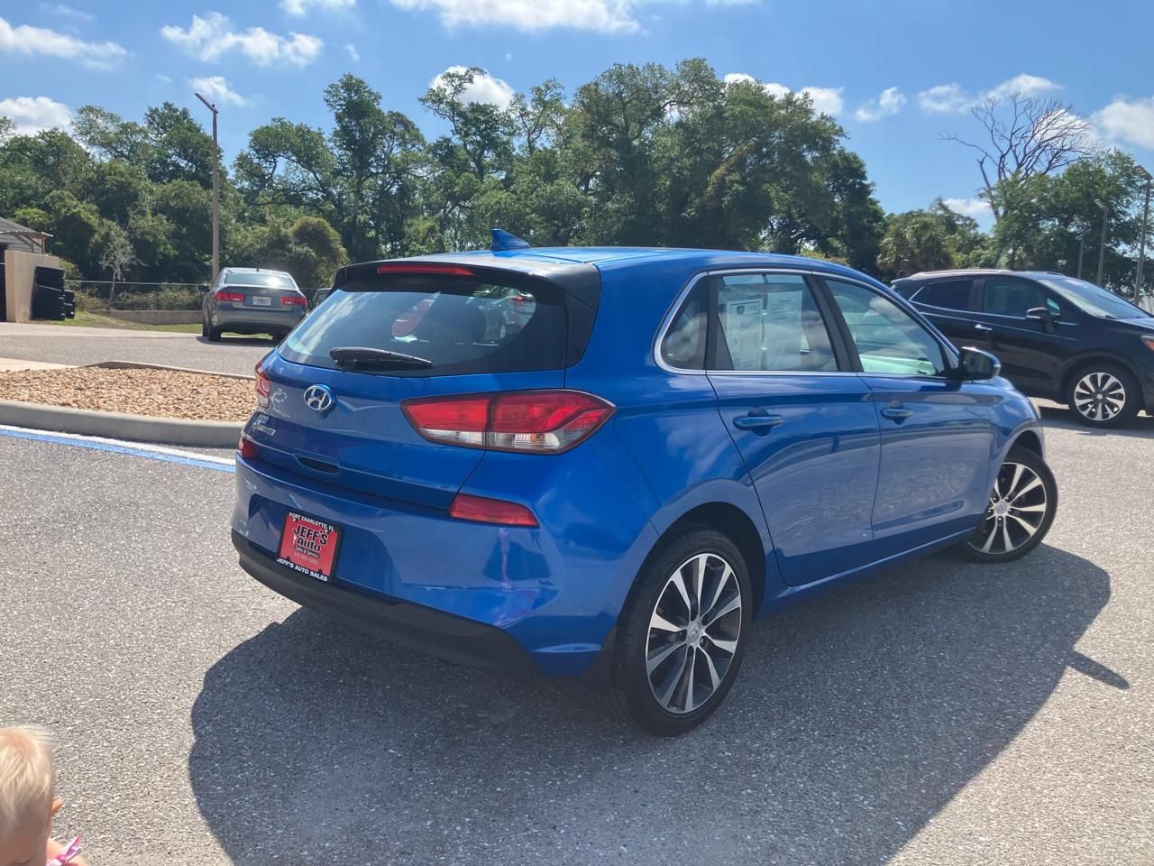 Hyundai Elantra GT 2.0L 6A 2018