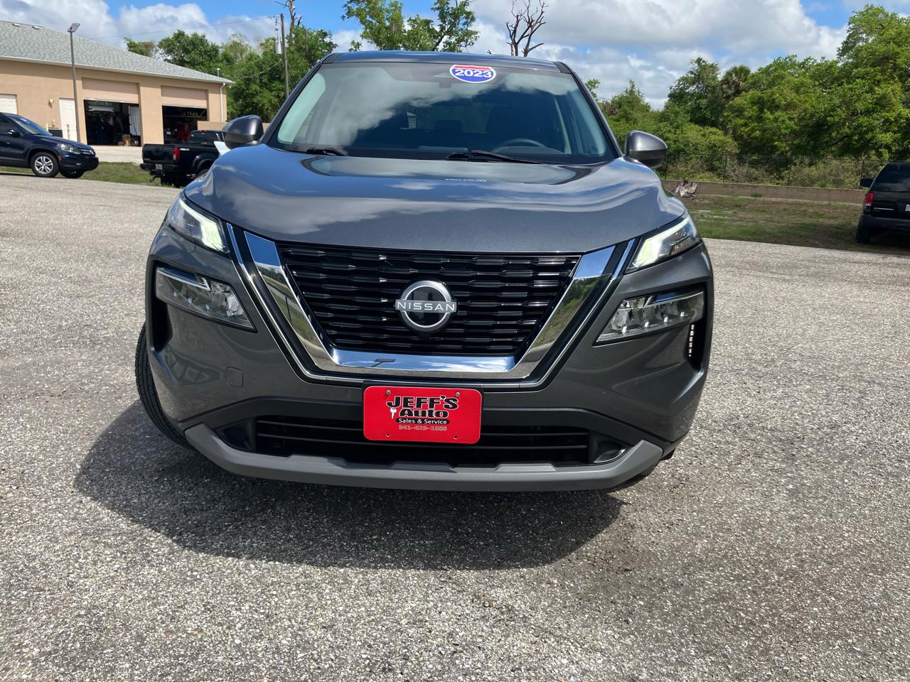 Nissan Rogue SV 2023