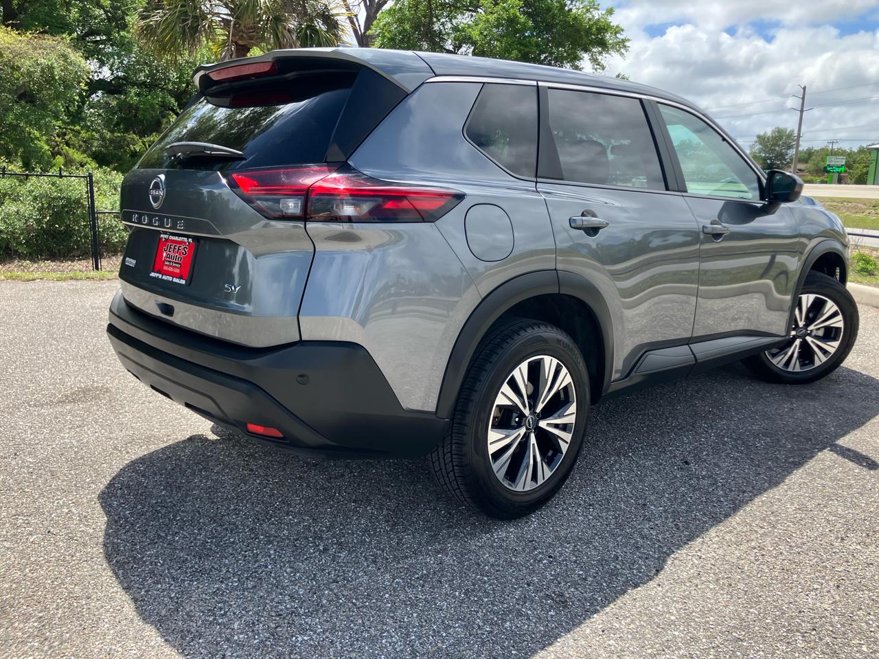 Nissan Rogue SV 2023