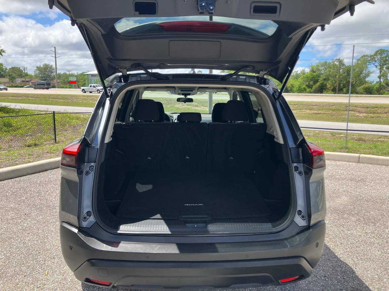 Nissan Rogue SV 2023