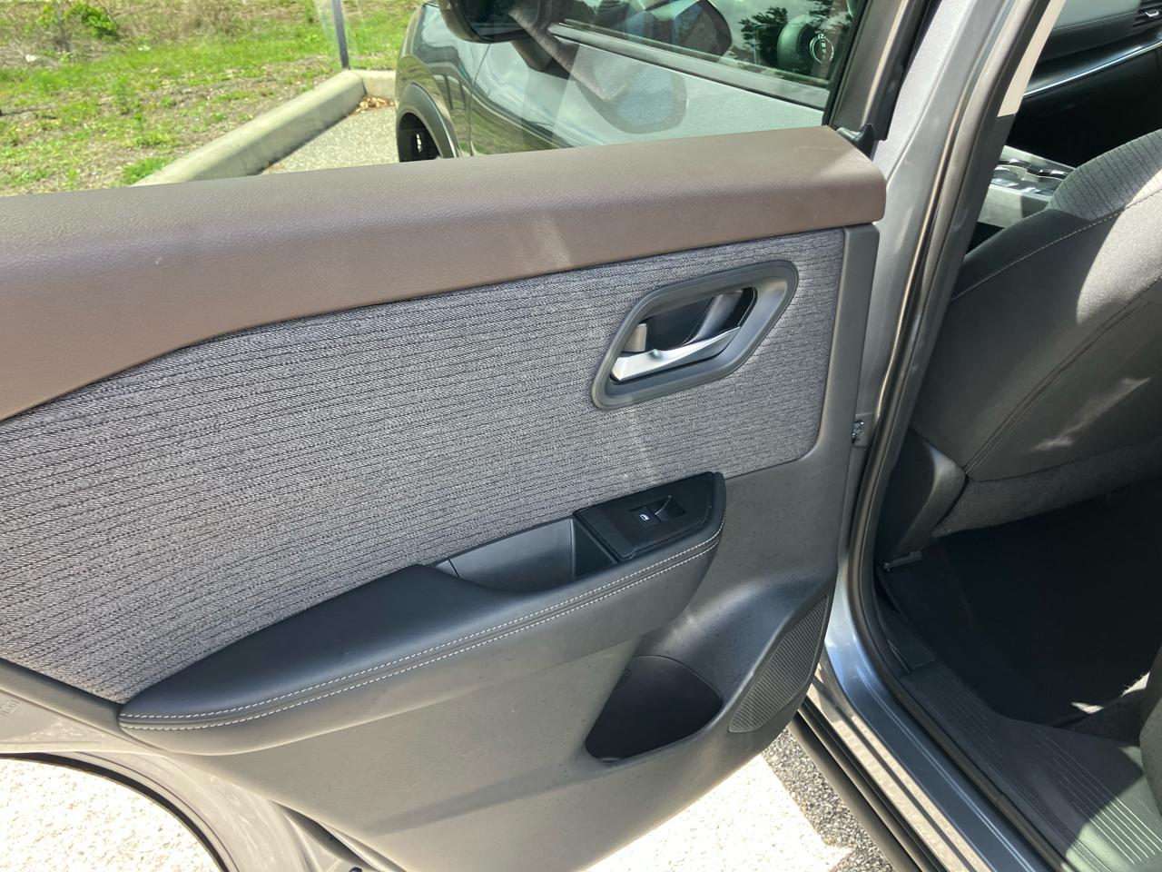 Nissan Rogue SV 2023