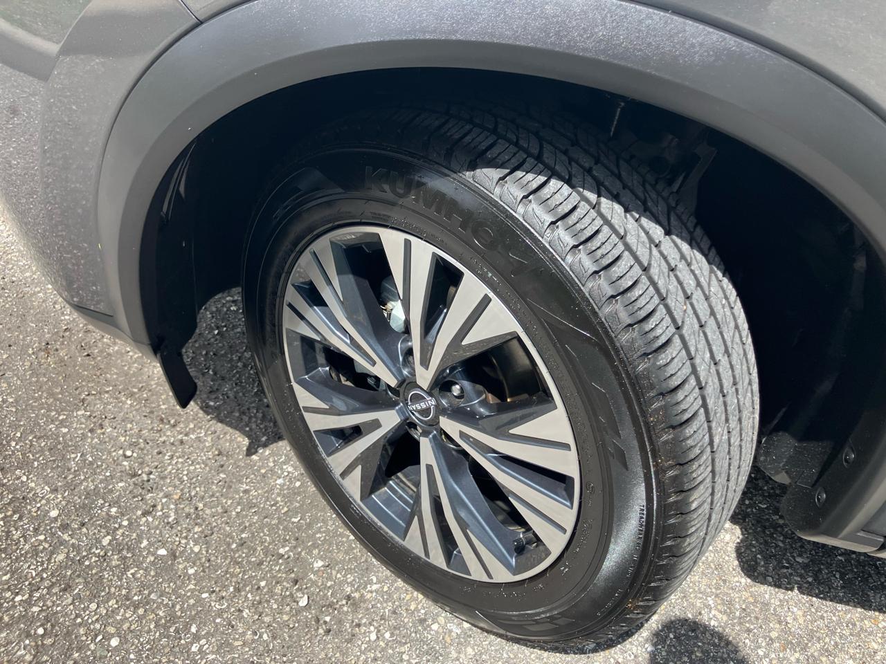 Nissan Rogue SV 2023