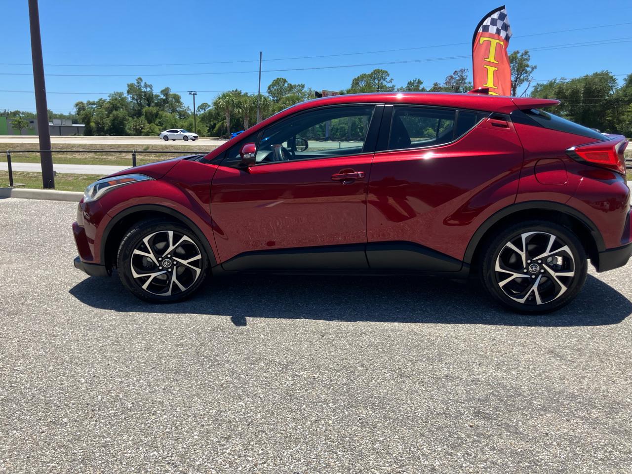 Toyota C-HR LE 2019