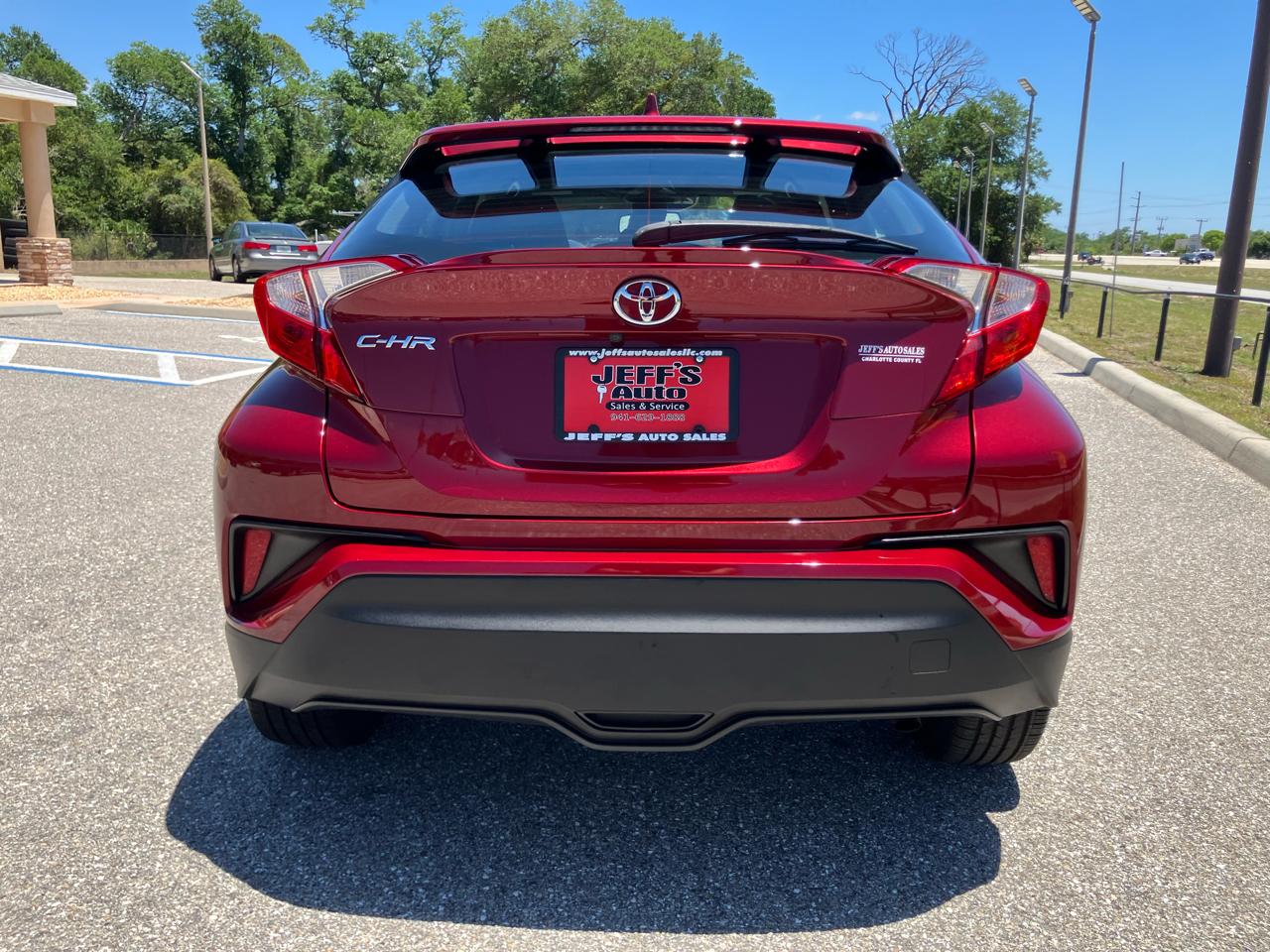 Toyota C-HR LE 2019