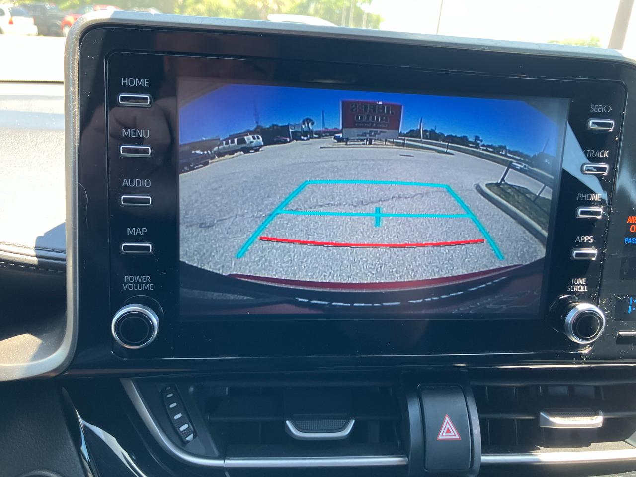 Toyota C-HR LE 2019