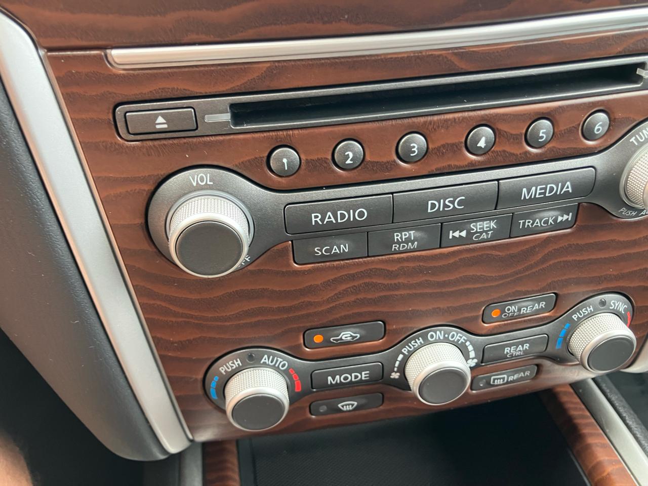 Nissan Pathfinder Platinum 2WD 2019