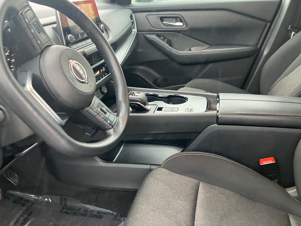 2024 Nissan Rogue SV - Photo 21