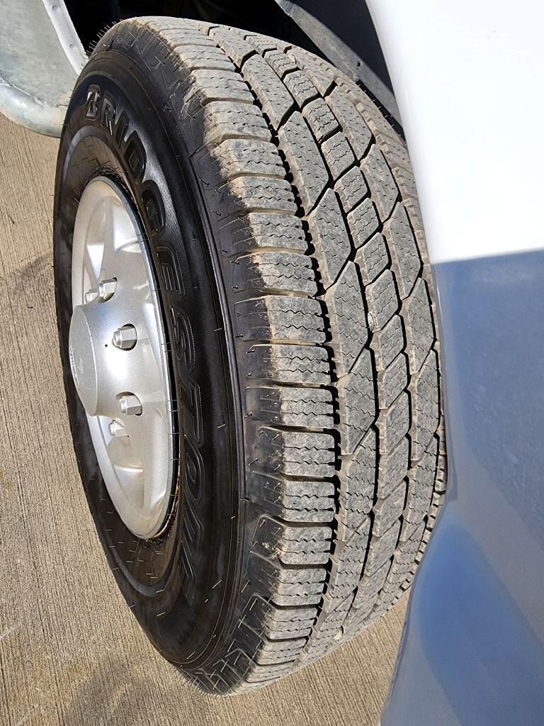 Ford Econoline E-250 2012 Ford Econoline E-250 2012