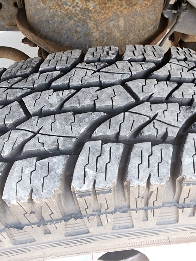 Dodge Ram 3500 ST Quad Cab 8-ft. Bed 2WD 1998 Dodge Ram 3500 ST Quad Cab 8-ft. Bed 2WD 1998