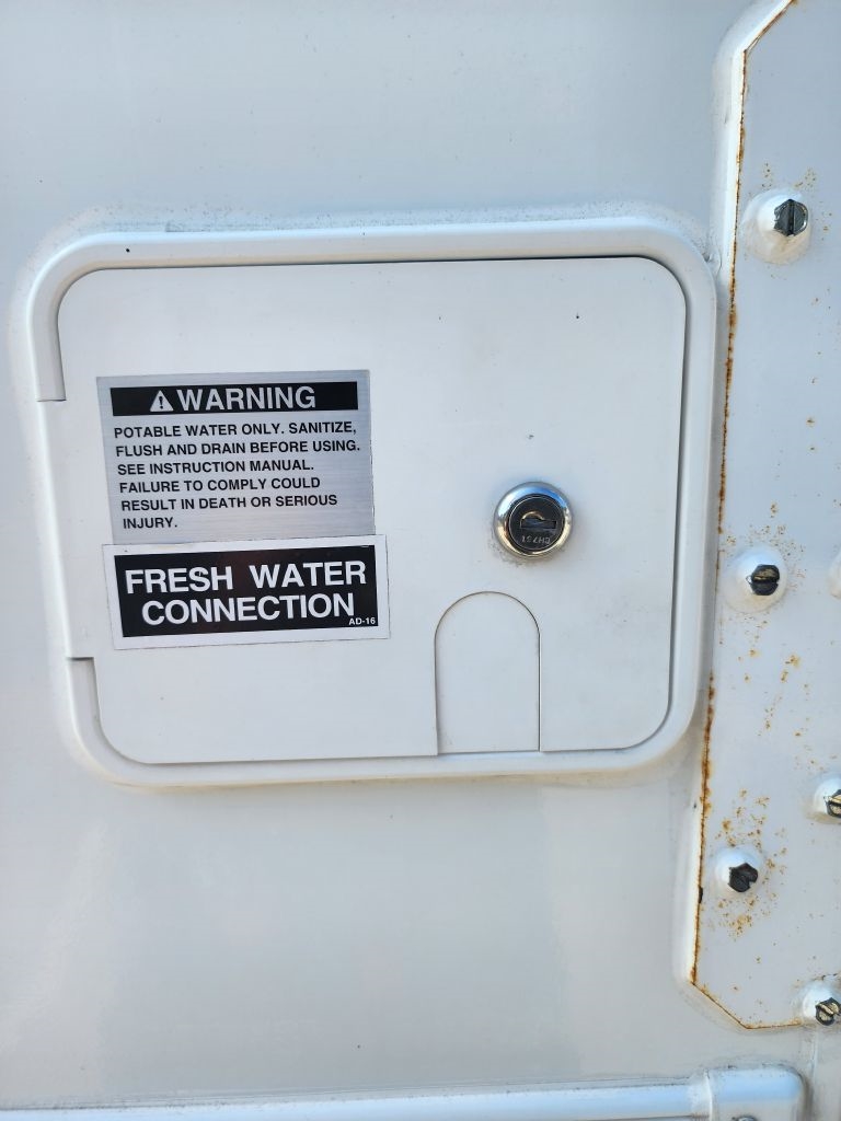 Dodge Ram 3500 ST Quad Cab 8-ft. Bed 2WD 1998 Dodge Ram 3500 ST Quad Cab 8-ft. Bed 2WD 1998