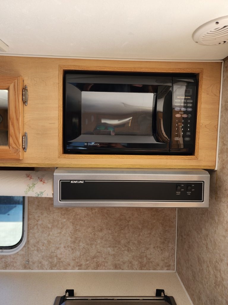 Dodge Ram 3500 ST Quad Cab 8-ft. Bed 2WD 1998 Dodge Ram 3500 ST Quad Cab 8-ft. Bed 2WD 1998