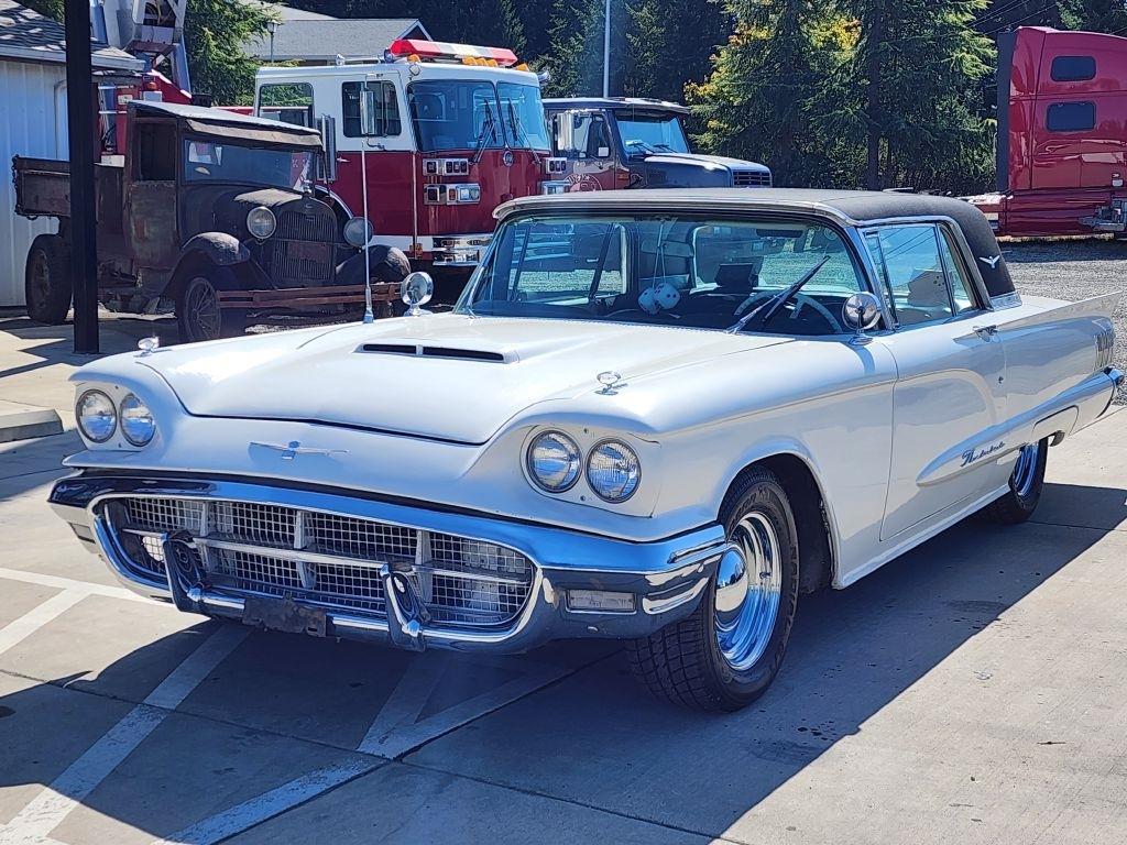 1960 Ford Thunderbird 2 DOOR ** HARDTOP **