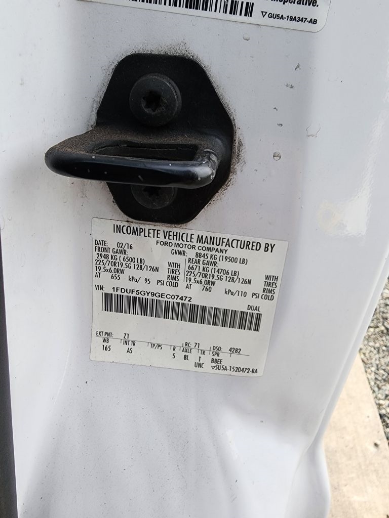 Ford F-550 Regular Cab DRW 2WD 2016