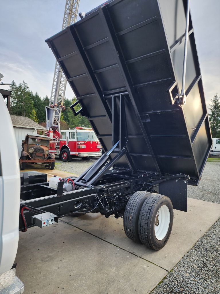 Ford F-550 Regular Cab DRW 2WD 2016