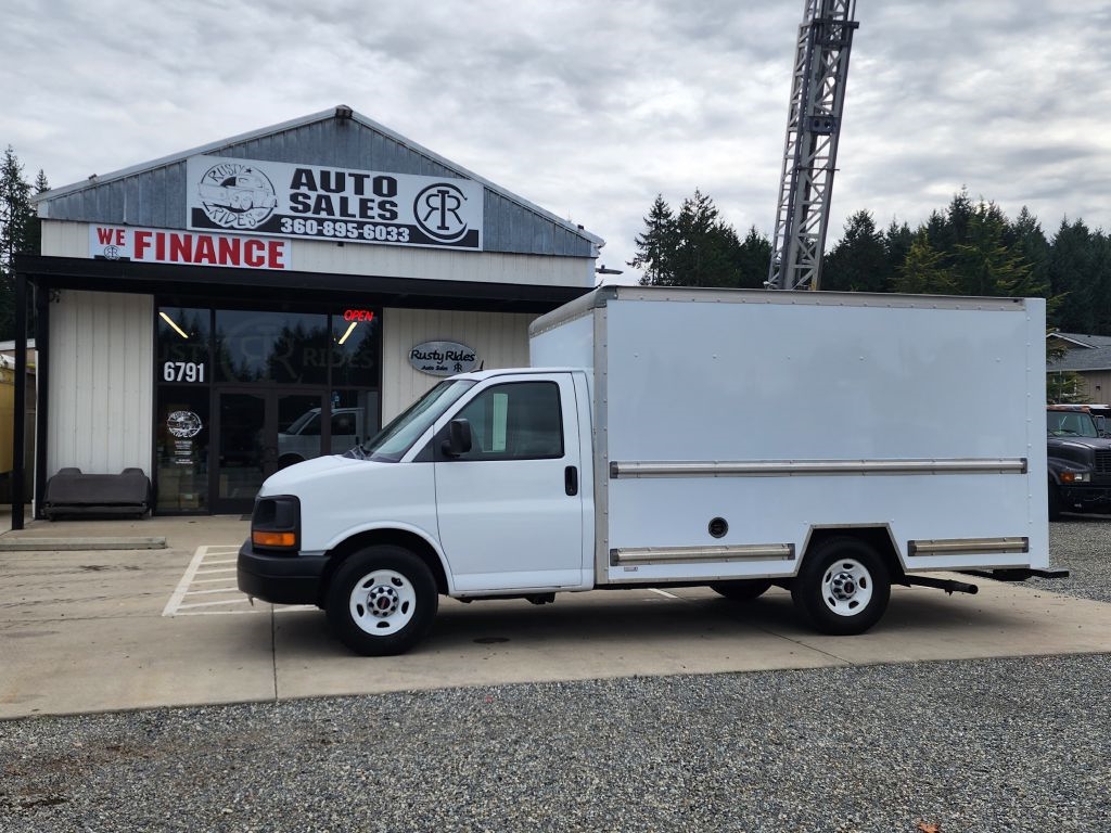 2015 GMC Savana G3500 139 in.