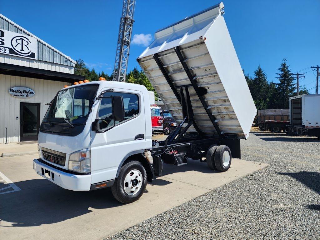 Mitsubishi Fuso FE84D  2007