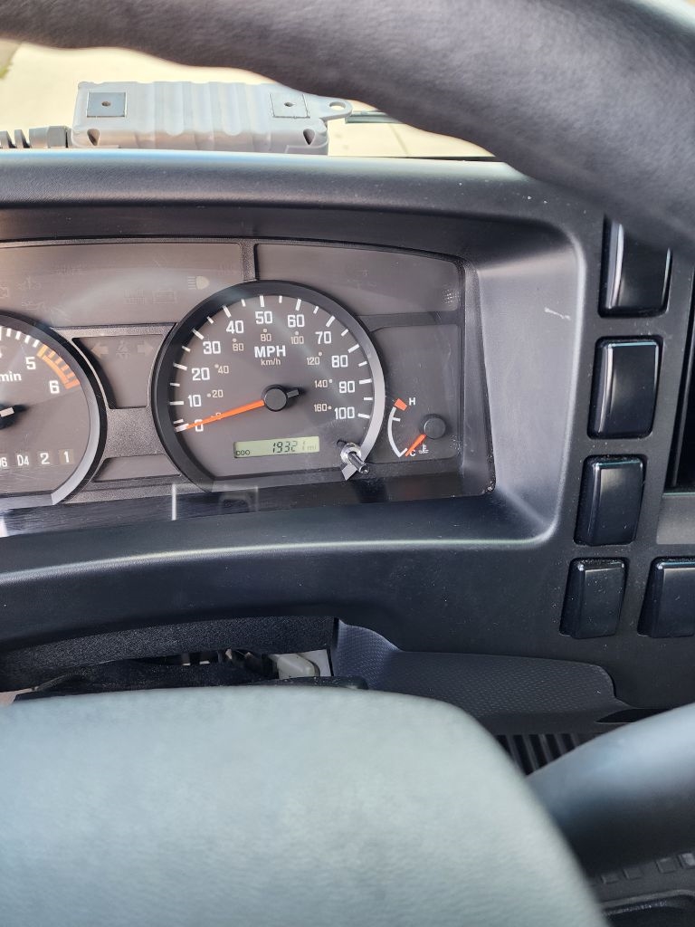 Isuzu Trucks NPR HD  2023