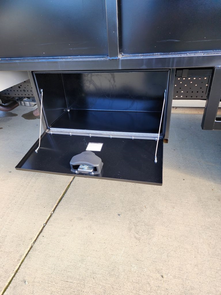 Isuzu Trucks NPR HD  2023