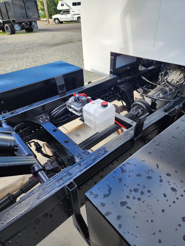 Isuzu Trucks NPR HD  2023