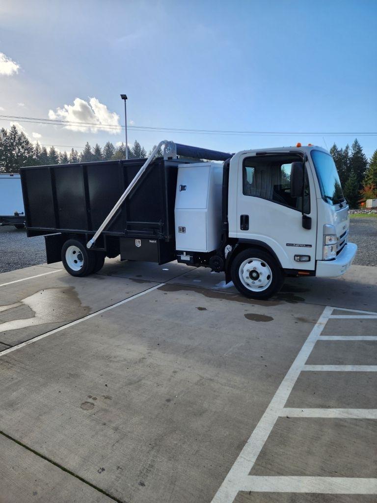 Isuzu Trucks NPR HD  2023