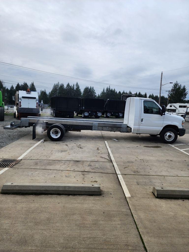 Ford Econoline E450 2011