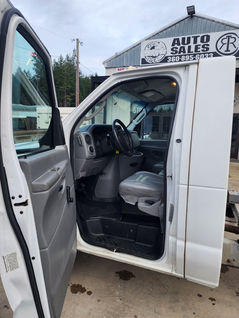 Ford Econoline E450 2011