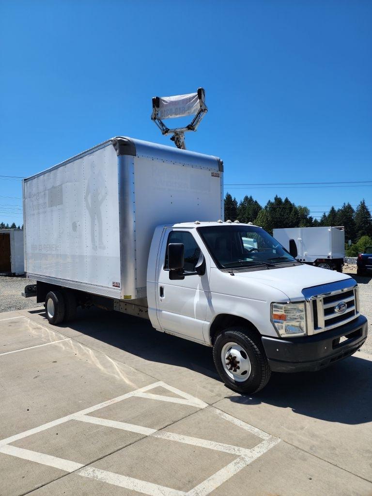 2011 Ford Econoline - Photo 7