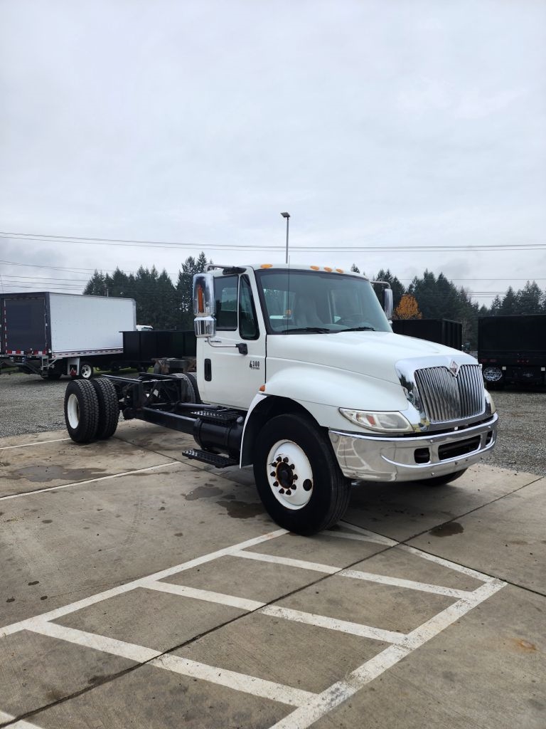 International 4300  2005