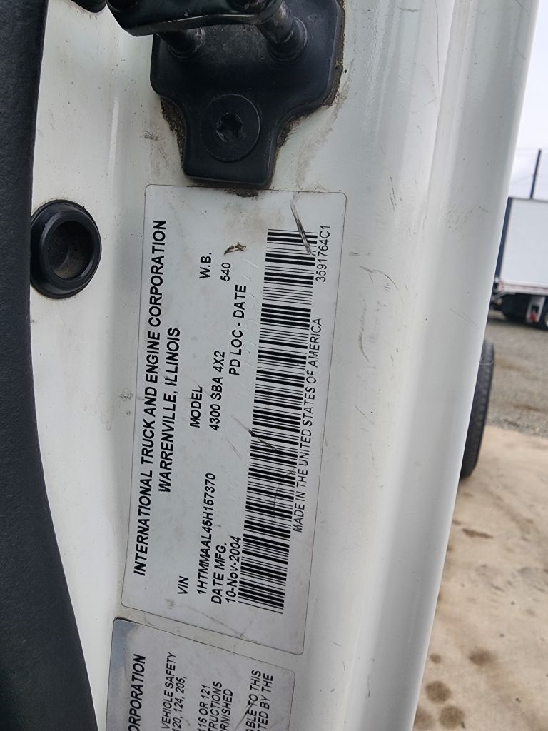 International 4300  2005