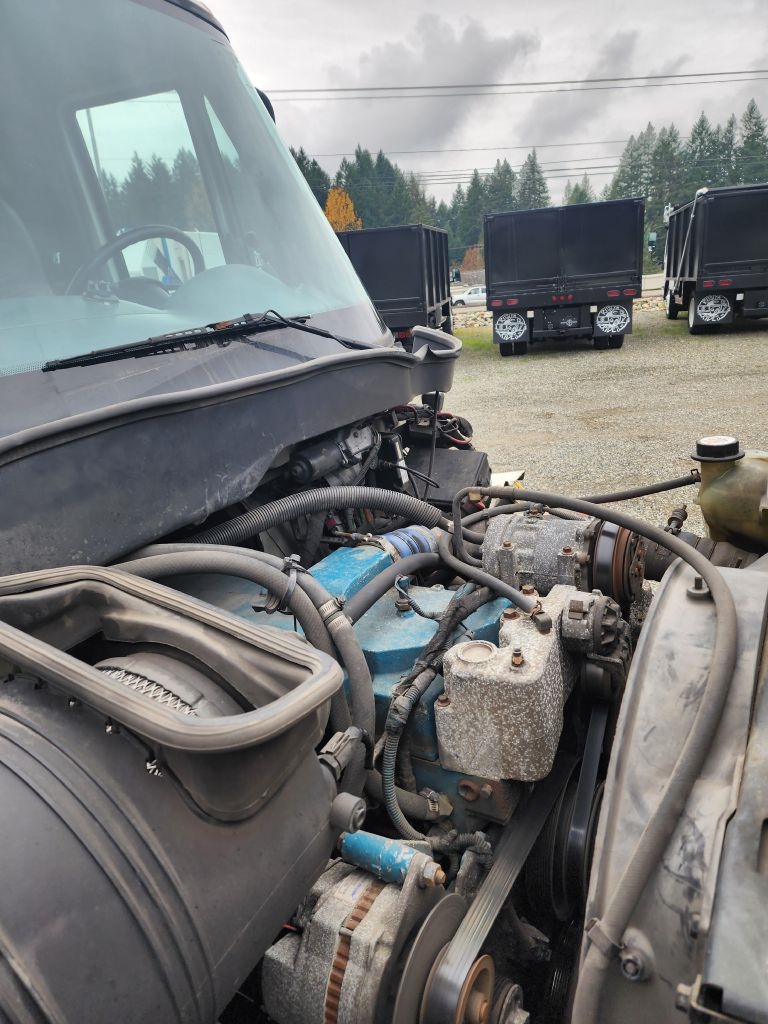 International 4300  2004