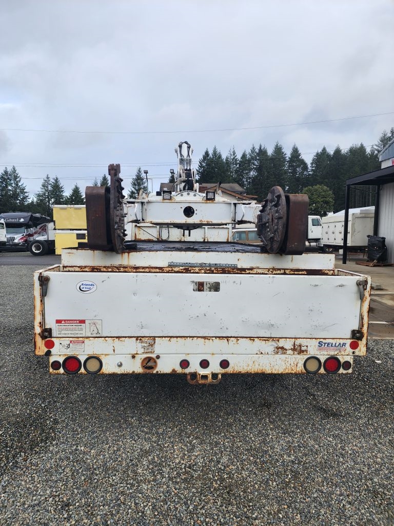 International 7400  2013