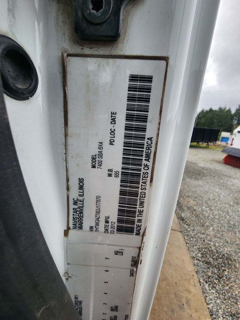 International 7400  2013