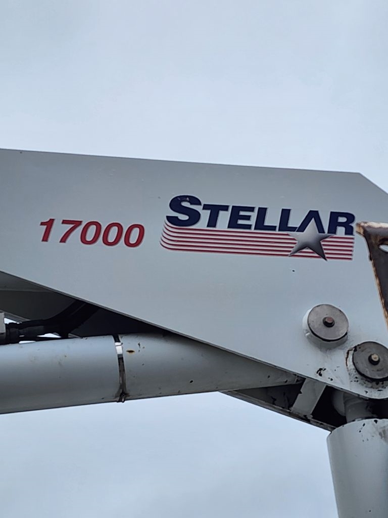 International 7400  2013