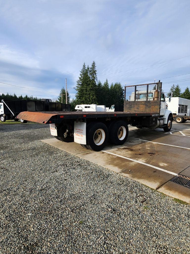 International 8100  1994