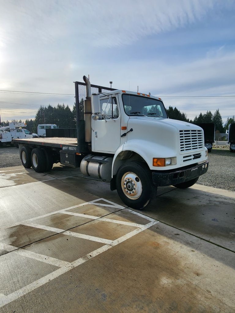 International 8100  1994