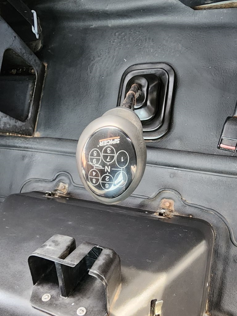 International 8100  1994